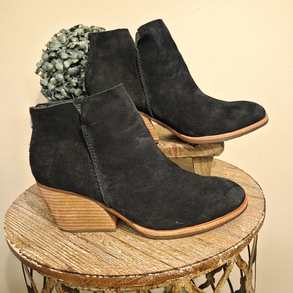 KORK-EASE Chandra Black Suede Leather Back Zip Block Heel Ankle Boots Women's 8½